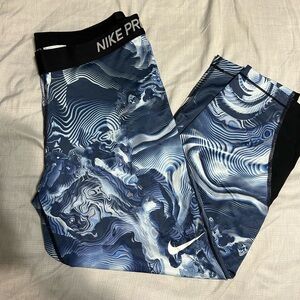 Nike Pro Blue Marble 7/8 Length Leggings